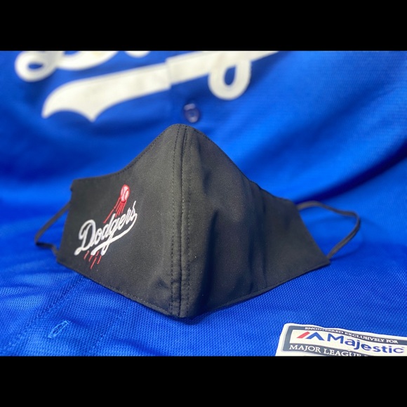 Dodgers face mask - Picture 3 of 3